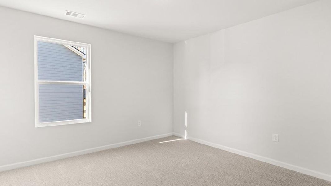 Spacious, unfurnished interior of a new home in Liberty Crossing, Braselton (Image 15).