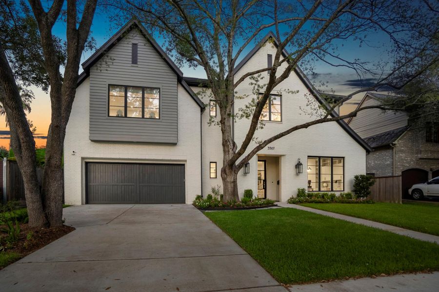 Front exterior of a new home in , Houston, TX, highlighting curb appeal (Image 24).
