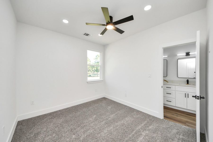 Spacious, unfurnished interior of a new home in , Montgomery (Image 40).