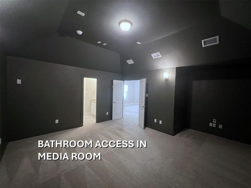 Spacious, unfurnished interior of a new home in Marine Creek Ranch, Fort Worth (Image 10). Spacious, unfurnished interior of a new home in Marine Creek Ranch, Fort Worth (Image 10).