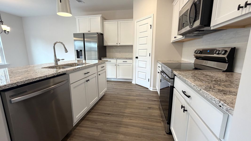 Furnished interior view inside a new home in Grand Reserve, Hinesville (Image 6).