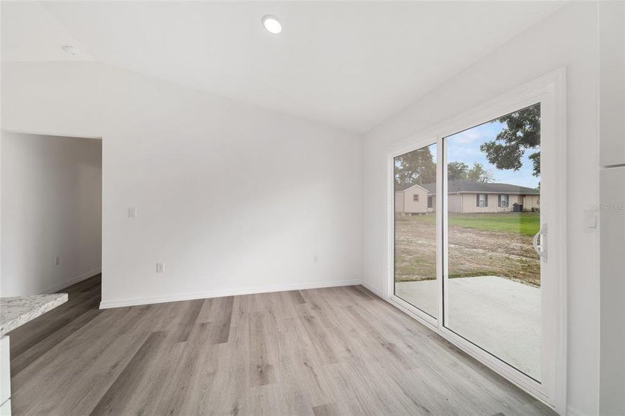 Spacious, unfurnished interior of a new home in , Silver Springs (Image 35).