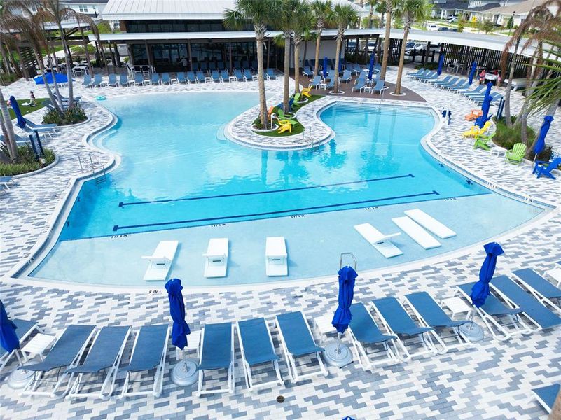 Community amenities in , Orlando (Image 28).