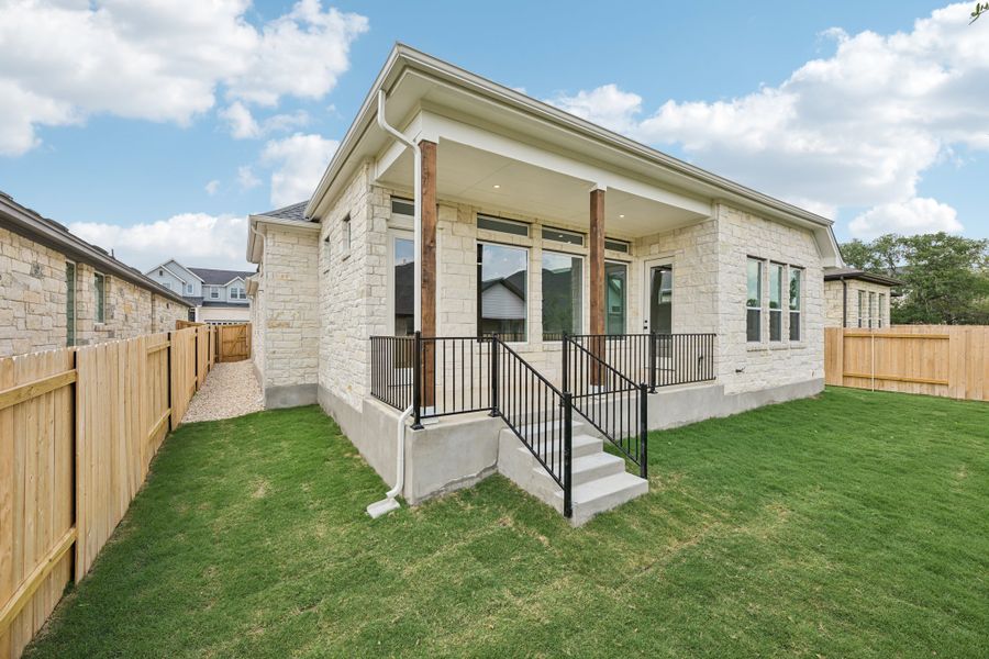 Exterior details and patio area of a home in Persimmon, Buda (Image 2).