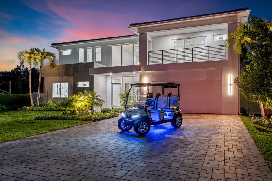 mls_FRONT_SUNSET_DETAIL_DT_RT