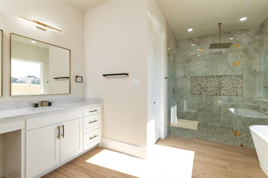 Furnished interior view inside a new home in , Granbury (Image 17).