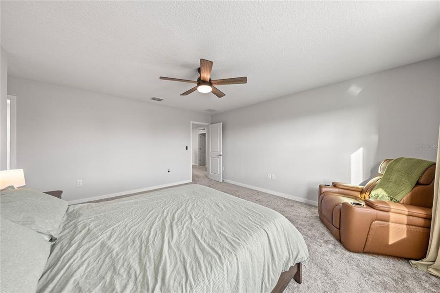 Furnished interior view inside a new home in , Ocala (Image 37).