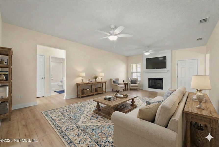 Furnished interior view inside a new home in , Callahan (Image 7).