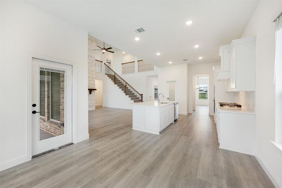 Furnished interior view inside a new home in East Oak Creek, Commerce (Image 14).