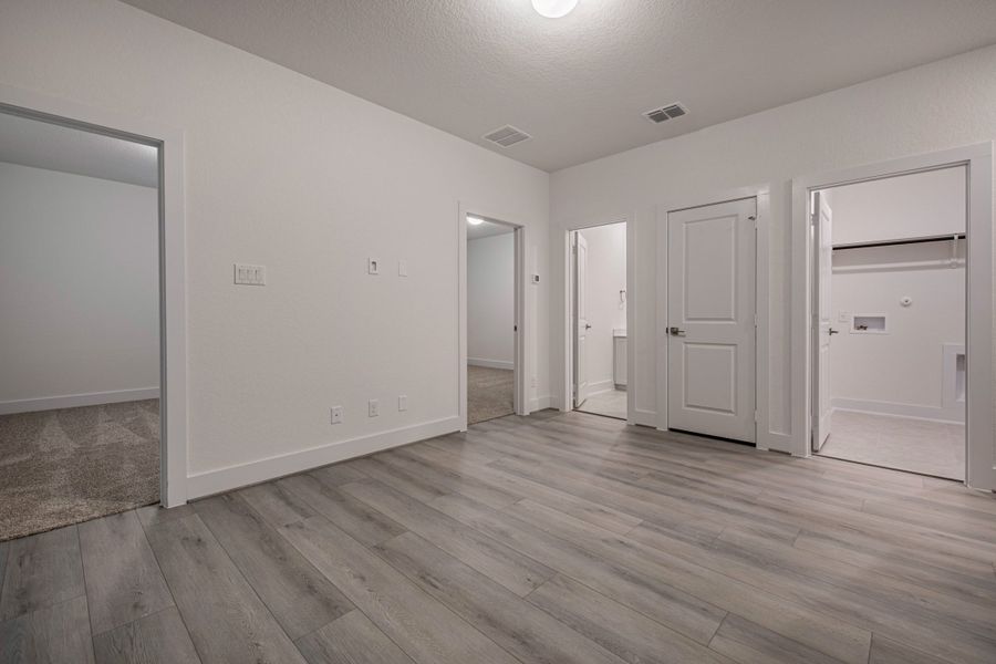 Image 38 of a home in Villamanta.