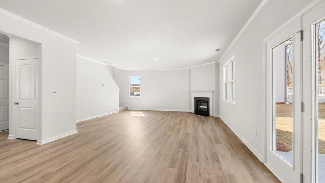 Spacious, unfurnished interior of a new home in Liberty Crossing, Braselton (Image 24).