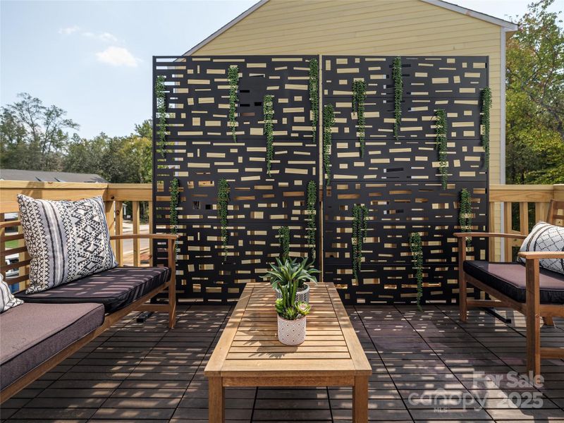 Image 33 of a home in .