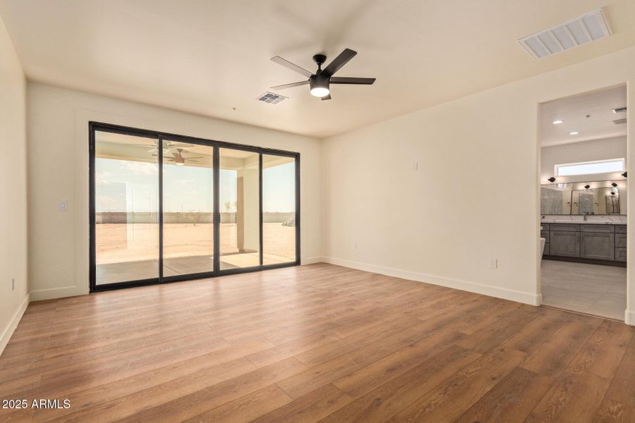 Master Bedroom Master Bedroom