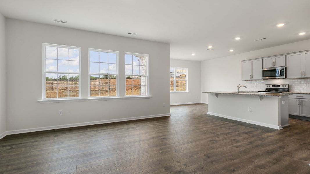 Spacious, unfurnished interior of a new home in The Grove at Matthews Landing, Fuquay Varina (Image 14).