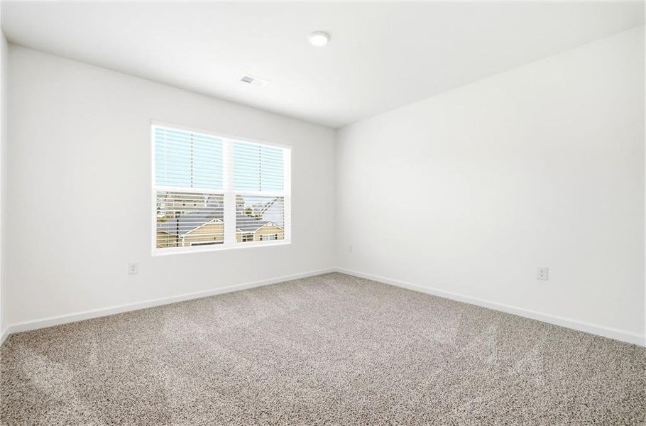 Spacious, unfurnished interior of a new home in Twin Lakes, Hoschton (Image 25).