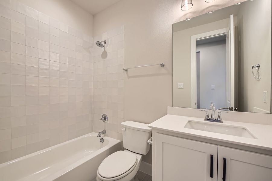 Plan 1535 Representative Photo - Secondary Bathroom Plan 1535 Representative Photo - Secondary Bathroom