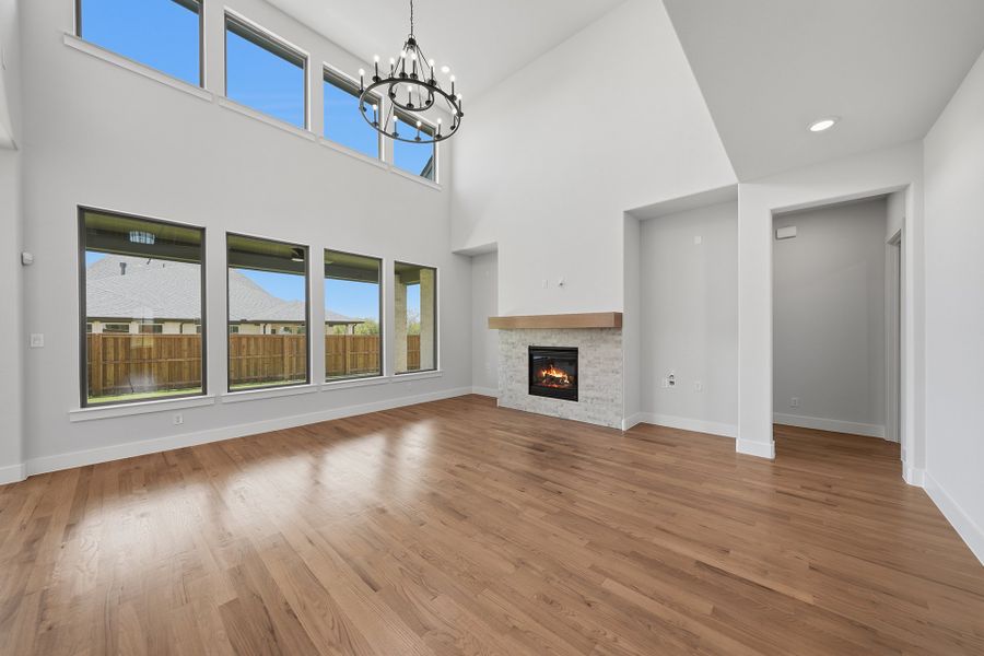 Spacious, unfurnished interior of a new home in Hillside Village, Celina (Image 21).