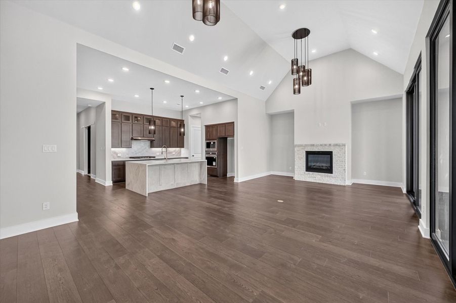Family Room/Dining Room