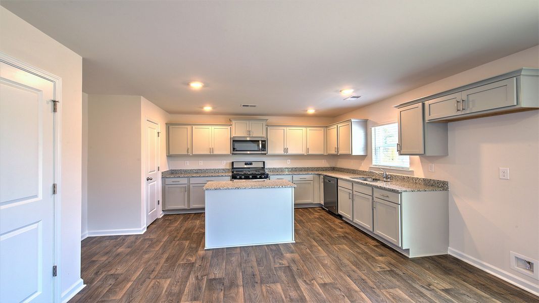 Image 20 of a home in Hunter's Branch.