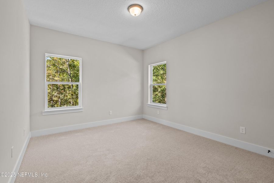 Spacious, unfurnished interior of a new home in SilverLeaf, St. Augustine (Image 23).