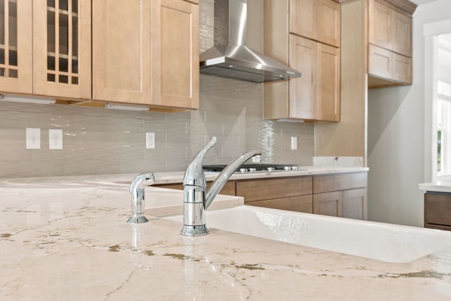 Representative interior finishes for a home built from the Laurel by Pulte Homes in SayeBrook, Myrtle Beach (Image 14).