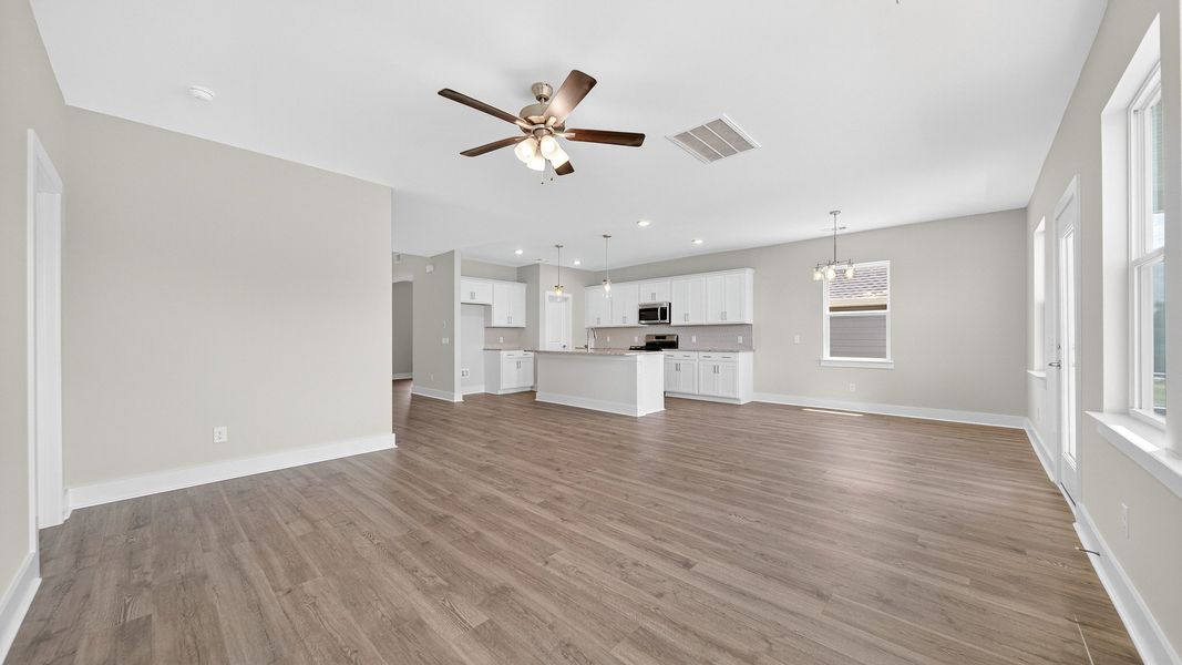 Furnished interior view inside a new home in McClure Farms, Columbia (Image 15).
