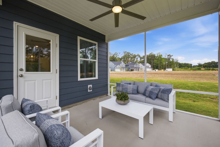 Representative exterior details of a home built from the Murray by Pulte Homes in Cambria, Garner (Image 24). Representative exterior details of a home built from the Murray by Pulte Homes in Cambria, Garner (Image 24).