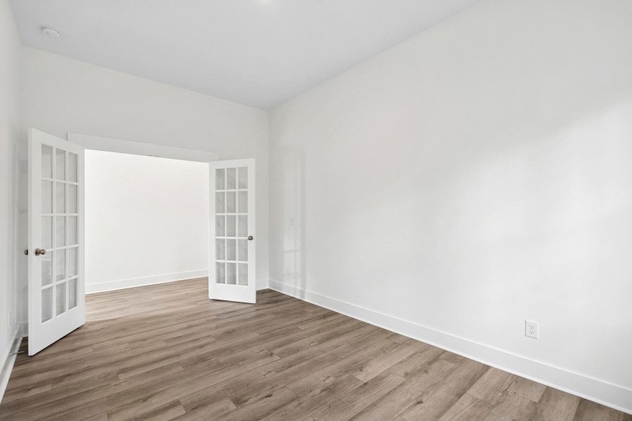 Spacious, unfurnished interior of a new home in Nexton – Midtown – The Garden Collection, Summerville (Image 20). Spacious, unfurnished interior of a new home in Nexton – Midtown – The Garden Collection, Summerville (Image 20).