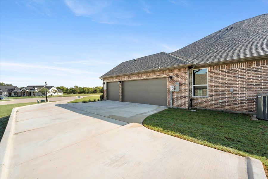 Exterior details and patio area of a home in Vista Oaks Estates, Royse City (Image 23). Exterior details and patio area of a home in Vista Oaks Estates, Royse City (Image 23).