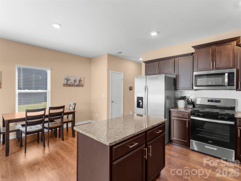 Eat In Kitchen