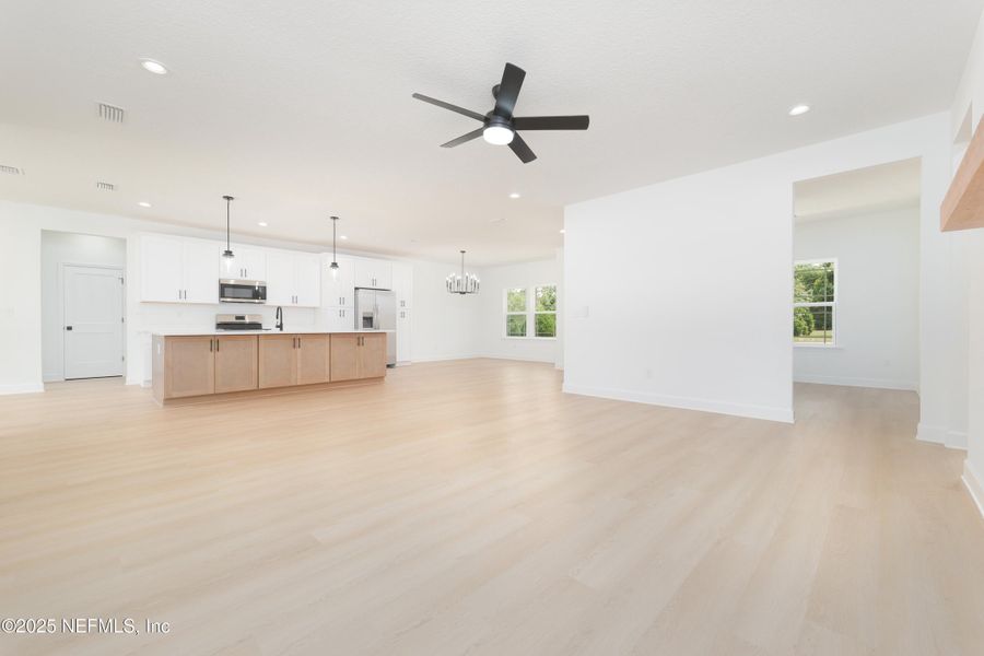 Spacious, unfurnished interior of a new home in , Keystone Heights (Image 25).