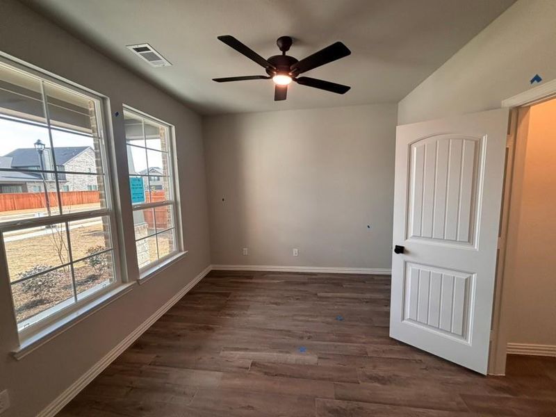 Spacious, unfurnished interior of a new home in Northstar, Haslet (Image 13).