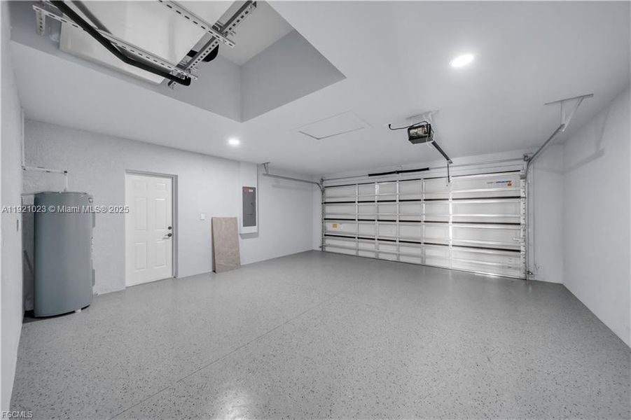 Spacious, unfurnished interior of a new home in , Lehigh Acres (Image 21). Spacious, unfurnished interior of a new home in , Lehigh Acres (Image 21).