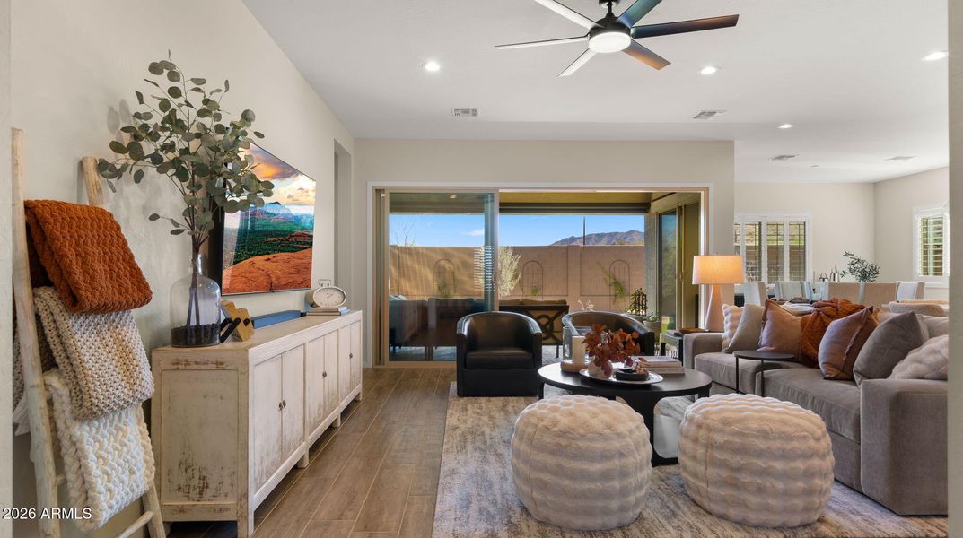 Massive Sliding wall of glass