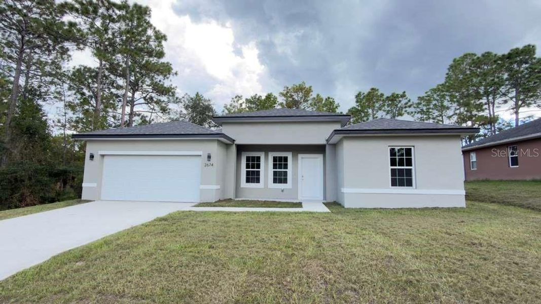 Exterior details and patio area of a home in , Citrus Springs (Image 15).