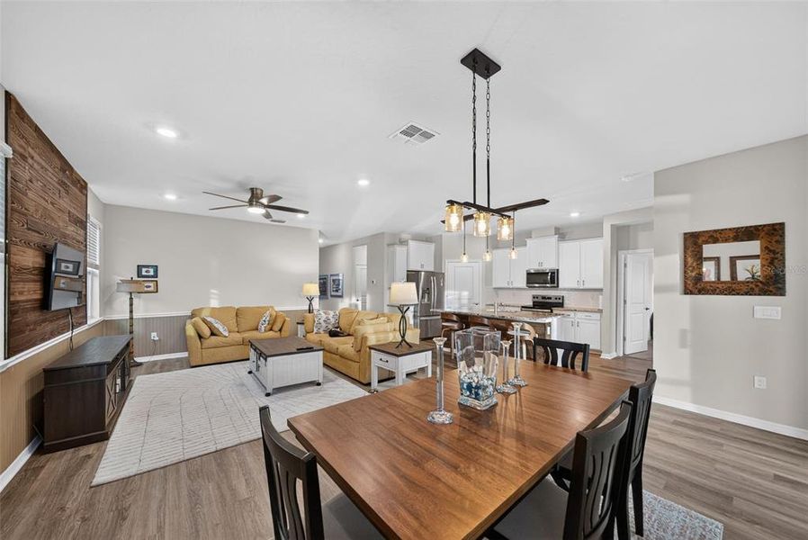 Furnished interior view inside a new home in , Lakewood Ranch (Image 14).