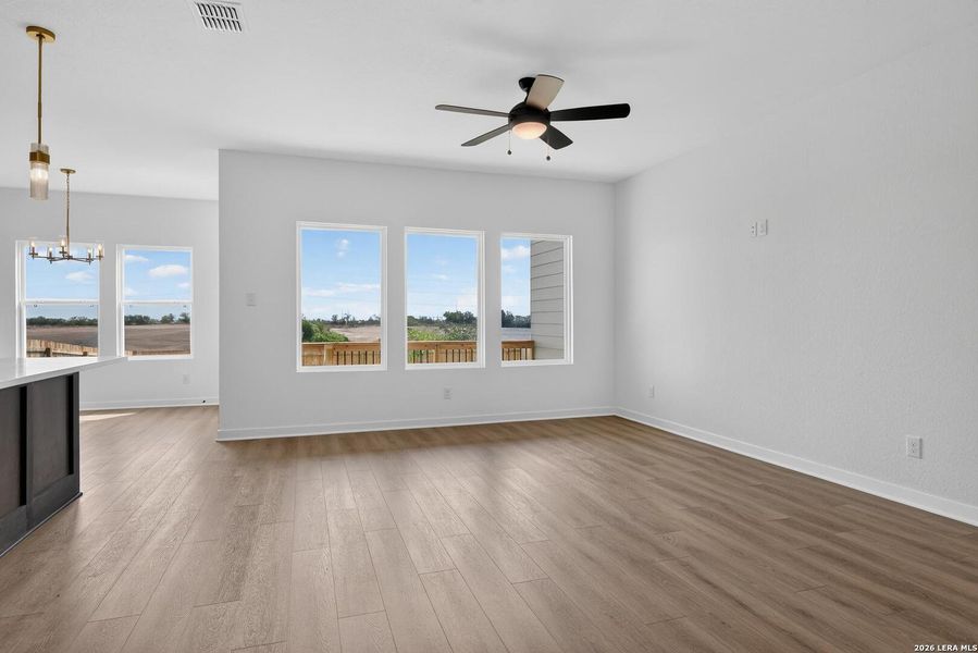 Spacious, unfurnished interior of a new home in Cordova Trails, Seguin (Image 33).