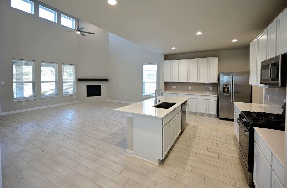 Furnished interior view inside a new home in Oakwood, Tomball (Image 4). Furnished interior view inside a new home in Oakwood, Tomball (Image 4).