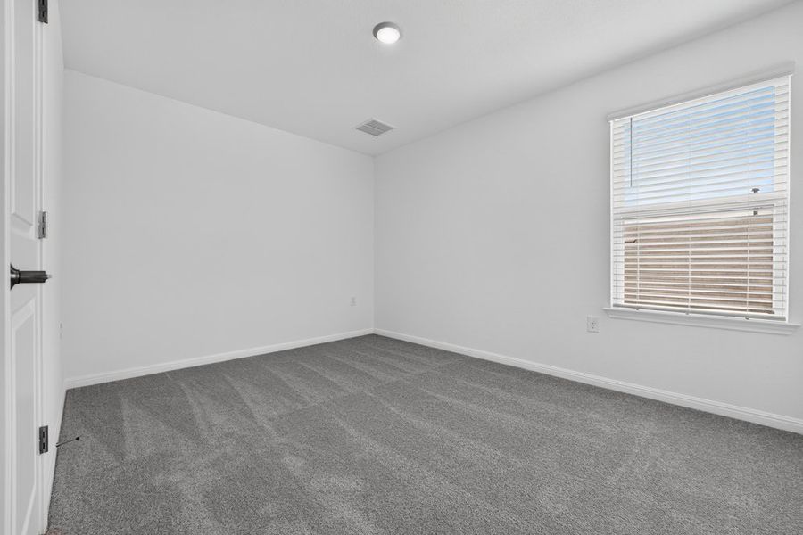 Spacious, unfurnished interior of a new home in Lisso, Pflugerville (Image 22).