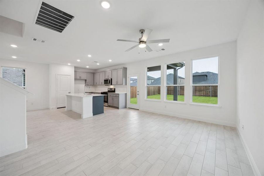 Spacious, unfurnished interior of a new home in Sicily, Princeton (Image 13). Spacious, unfurnished interior of a new home in Sicily, Princeton (Image 13).