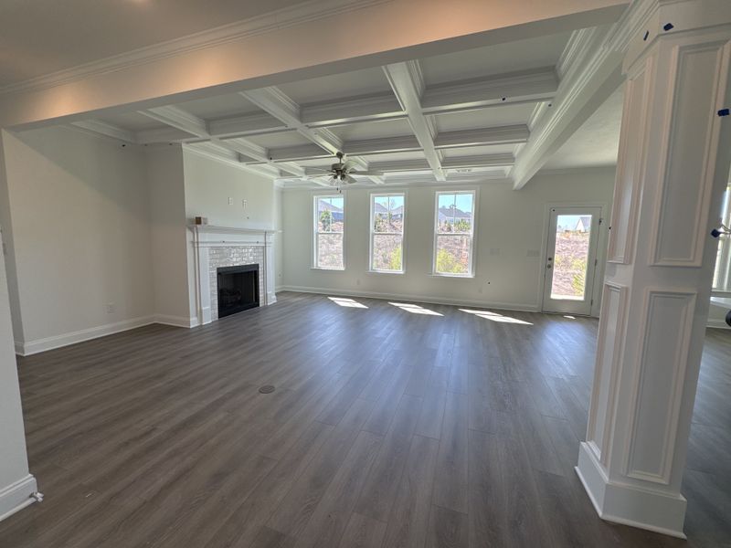Spacious, unfurnished interior of a new home in Crawford Creek, Grovetown (Image 29).