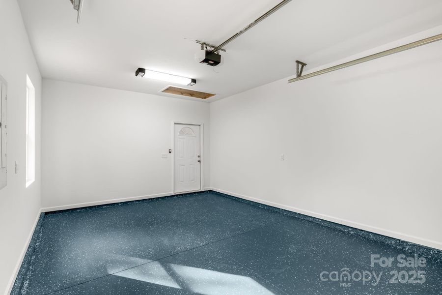 Spacious, unfurnished interior of a new home in , Shelby (Image 20).