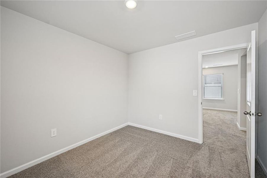 Spacious, unfurnished interior of a new home in Avalon - Reserve Series, Conyers (Image 26). Spacious, unfurnished interior of a new home in Avalon - Reserve Series, Conyers (Image 26).