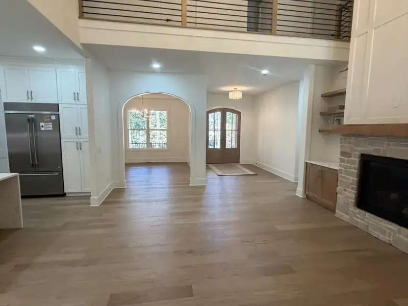 Spacious, unfurnished interior of a new home in , Hoschton (Image 19).