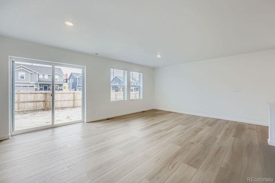 Spacious, unfurnished interior of a new home in Copper Chase: The Celestial Collection, Colorado Springs (Image 8).