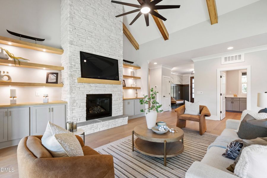 BroadleafInt-17 BroadleafInt-17