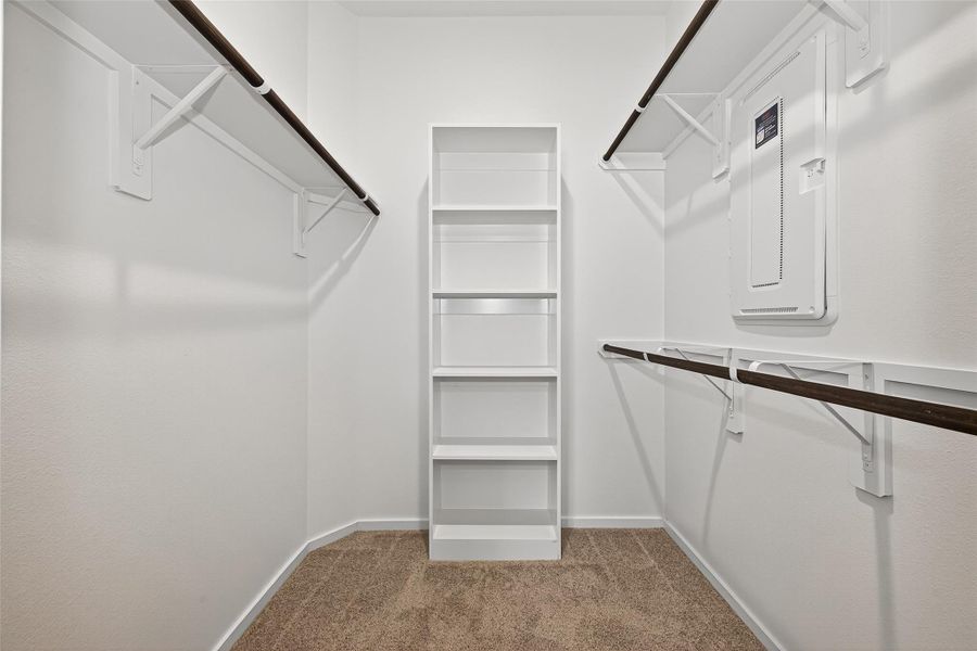 Image 41 of a home in Sunterra.