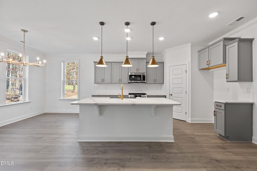 17-62 W Victoria Ridge Dr_7443