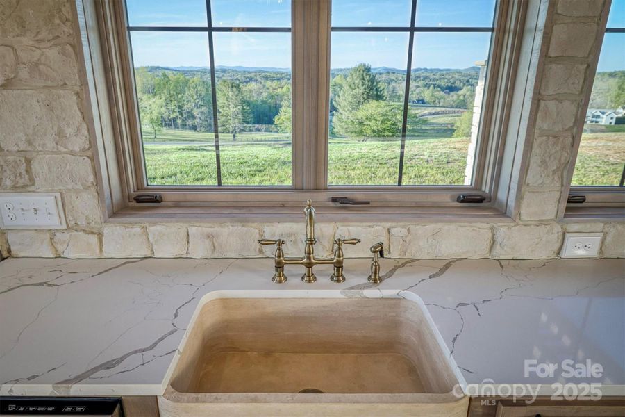 Image 19 of a home in .