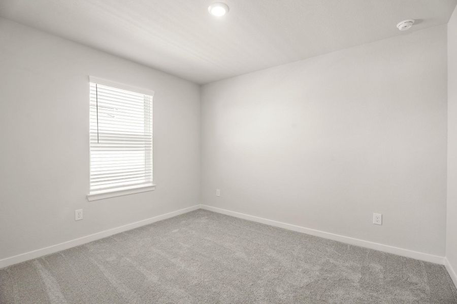 Spacious, unfurnished interior of a new home in Martha's Vineyard, Alvin (Image 24).